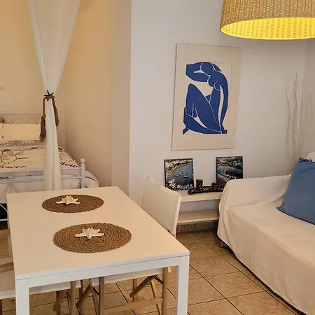 Sokaki House 펜션 키트노스